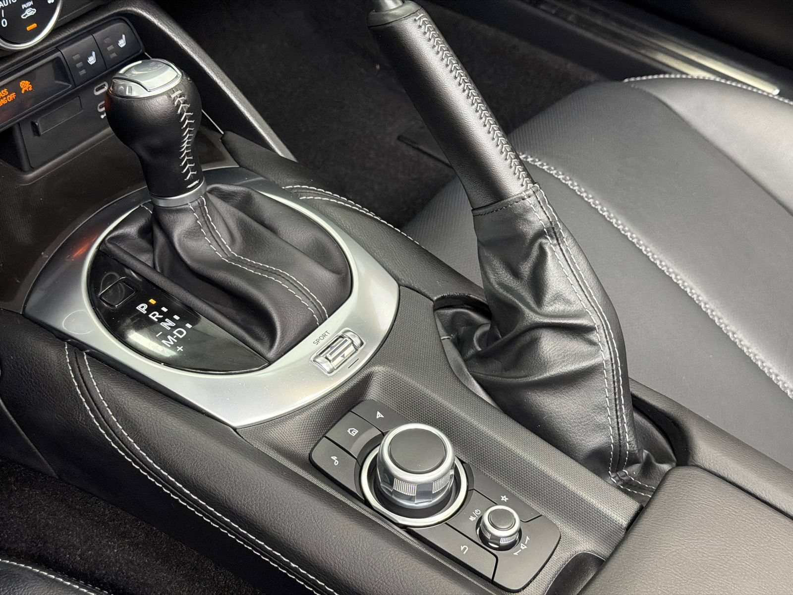 Certified 2025 MAZDA MX-5 Miata Grand Touring w/ Weather Package RWD image 28