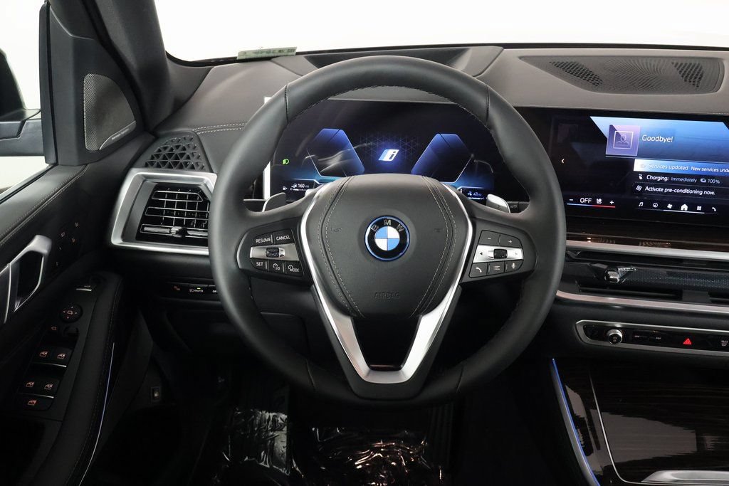New 2026 BMW X5 xDrive50e w/ Climate Comfort Package AWD/4WD image 3