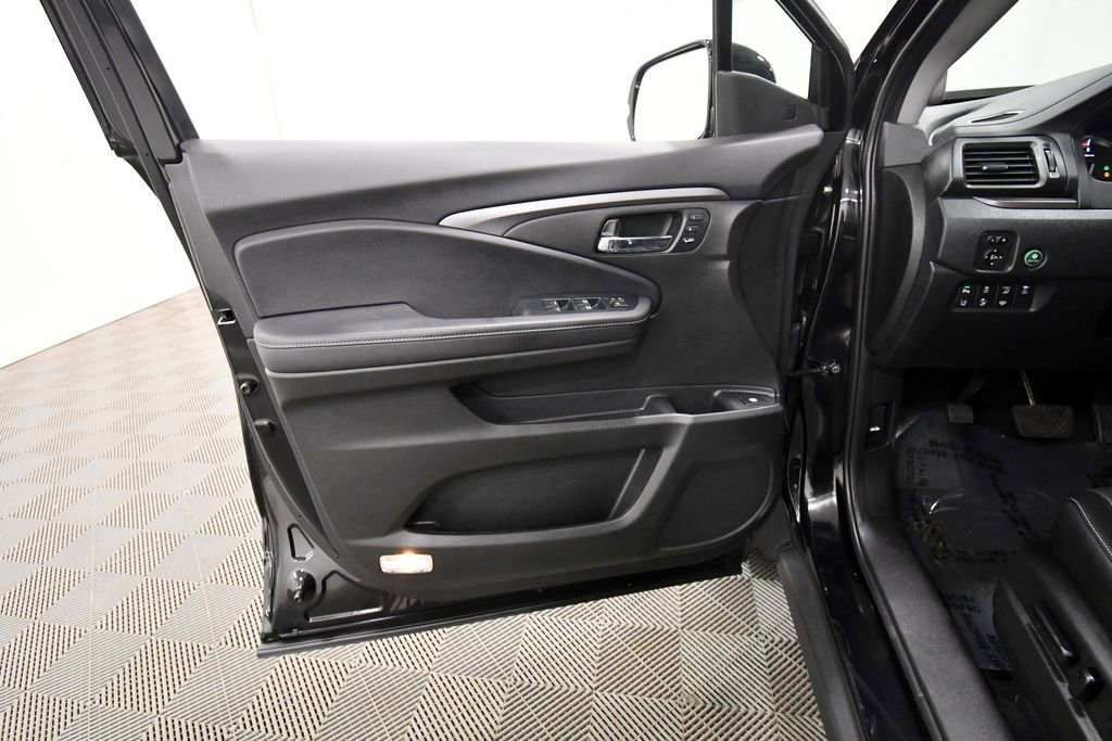 Certified 2023 Honda Ridgeline RTL-E image 13
