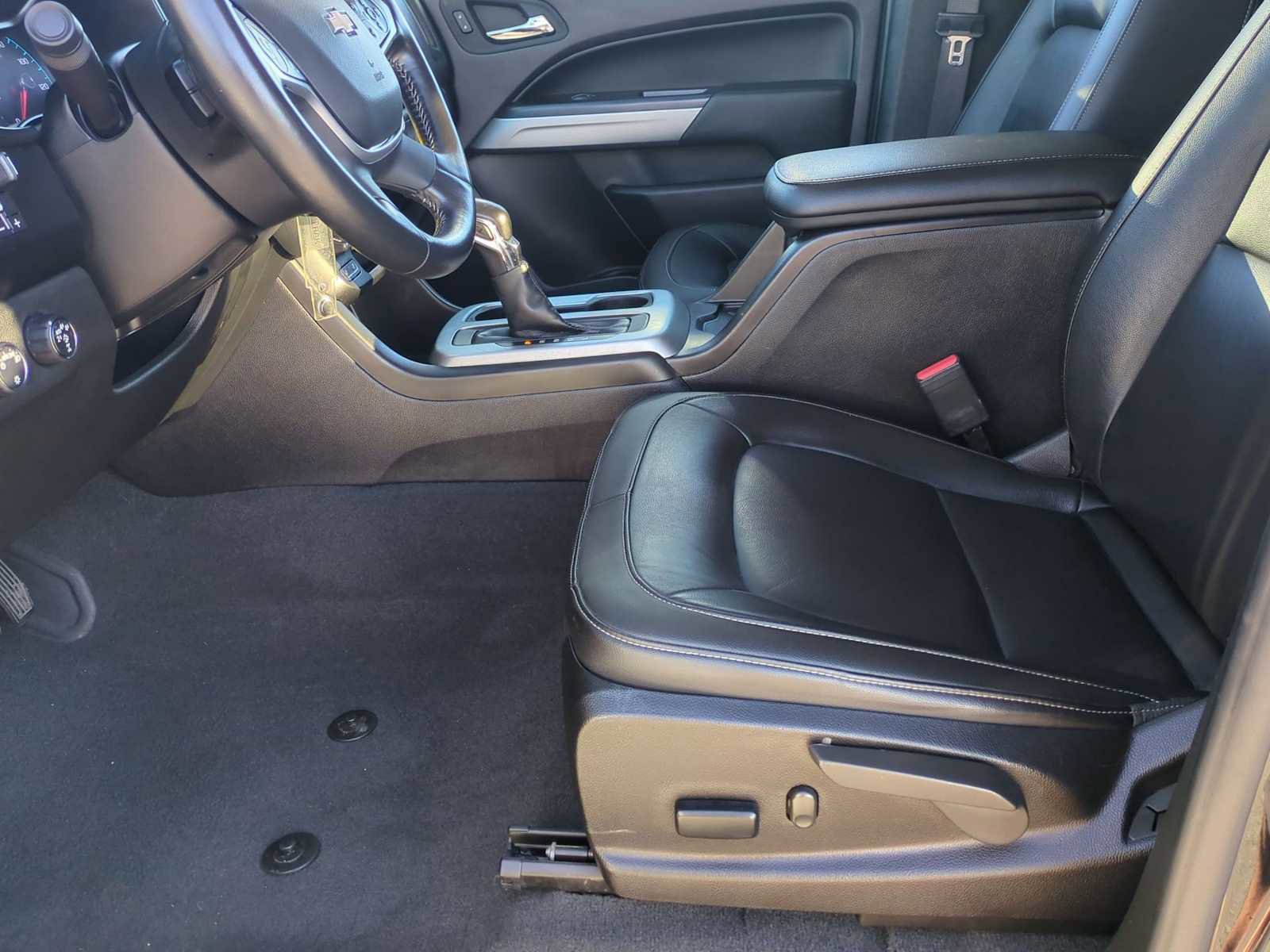 Used 2022 Chevrolet Colorado ZR2 image 18