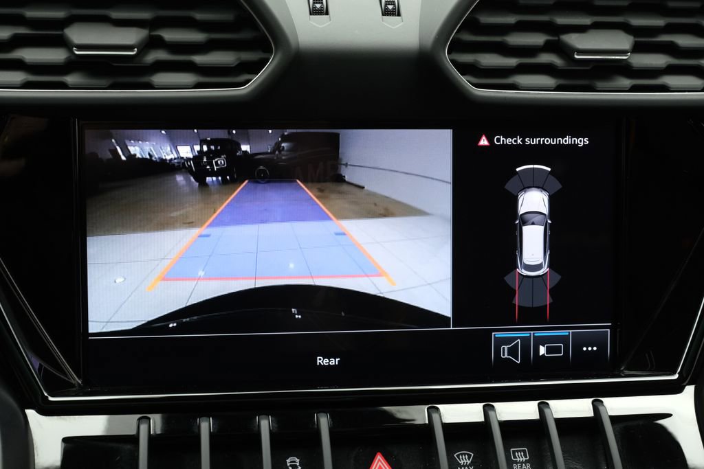 Used 2024 Lamborghini Urus S AWD/4WD image 25
