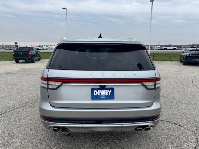 Used 2021 Lincoln Aviator Grand Touring w/ Equipment Group 302A image 8
