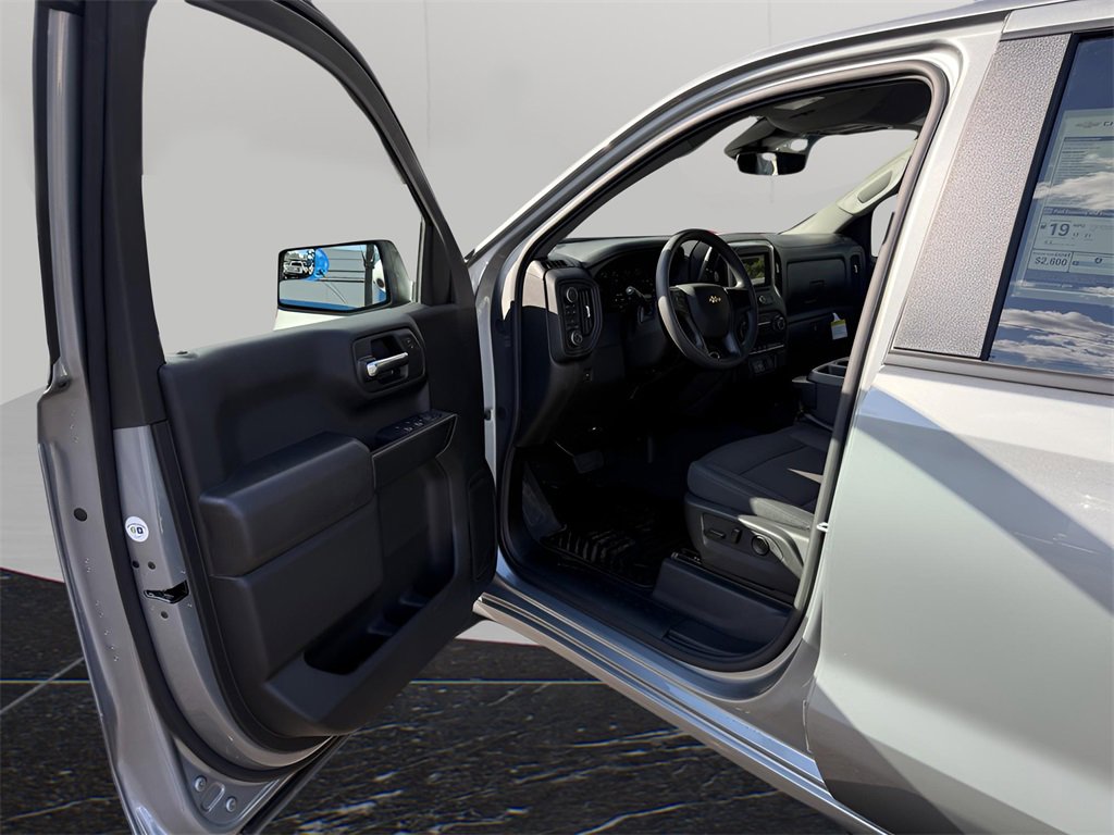 New 2026 Chevrolet Silverado 1500 Custom image 8