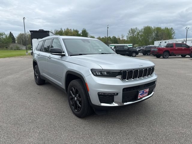 Used 2023 Jeep Grand Cherokee L Limited w/ Luxury Tech Group II AWD/4WD image 7