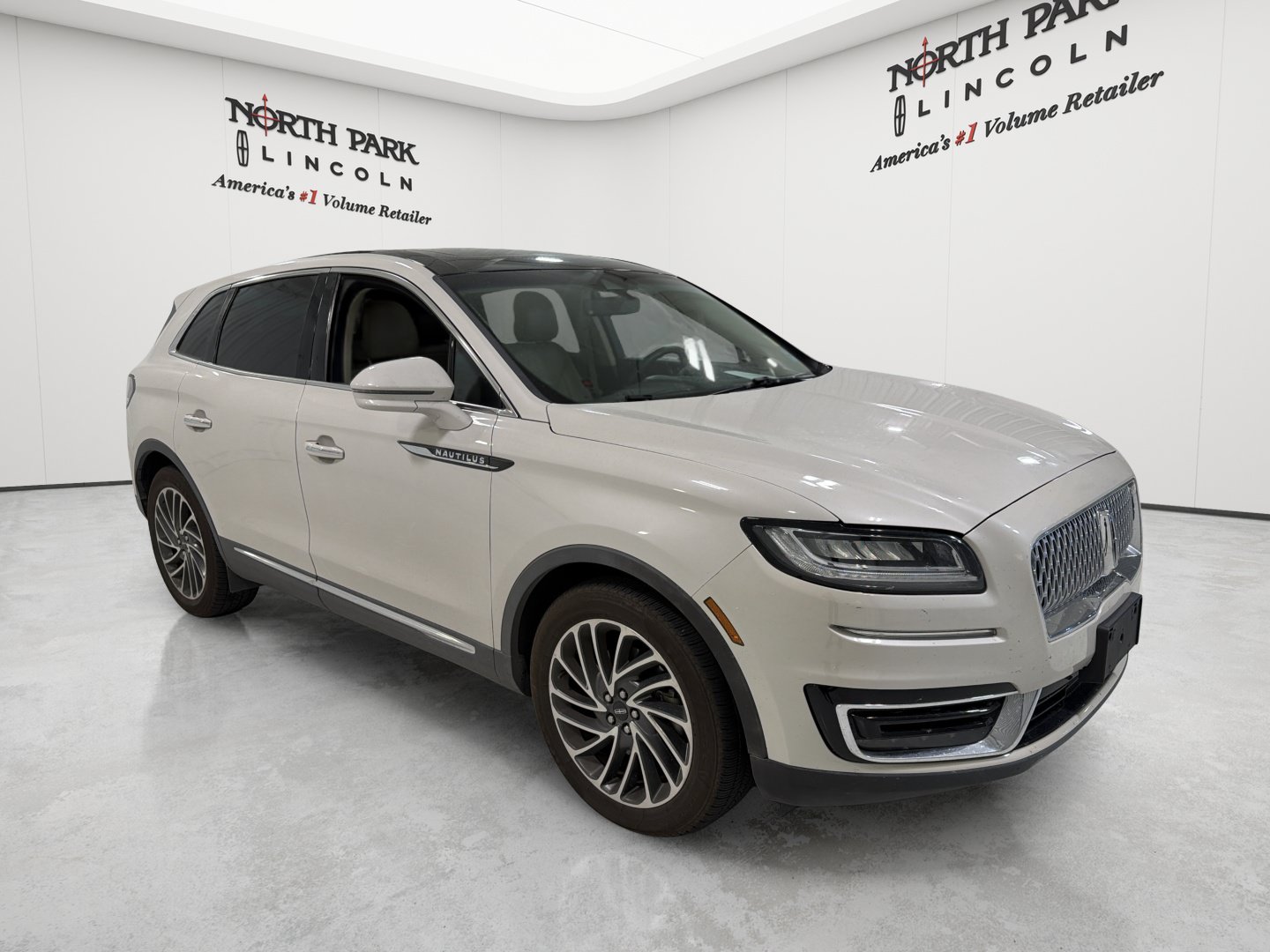 Used 2019 Lincoln Nautilus Reserve FWD image 7