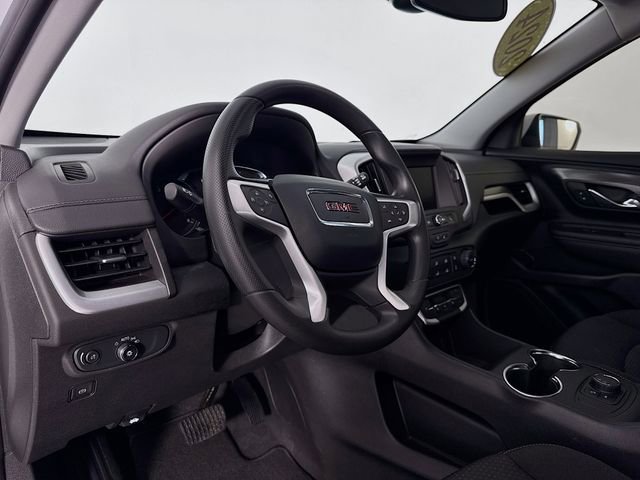 Used 2024 GMC Terrain SLE FWD image 9