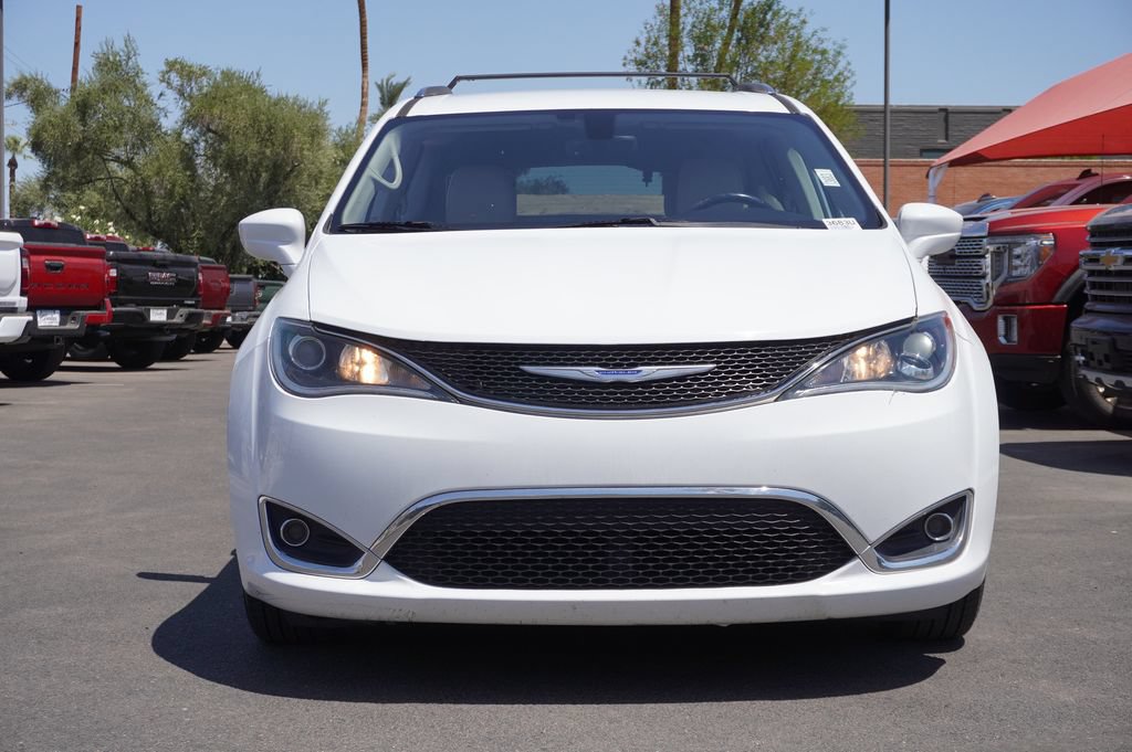 Used 2019 Chrysler Pacifica Touring-L Plus FWD image 5