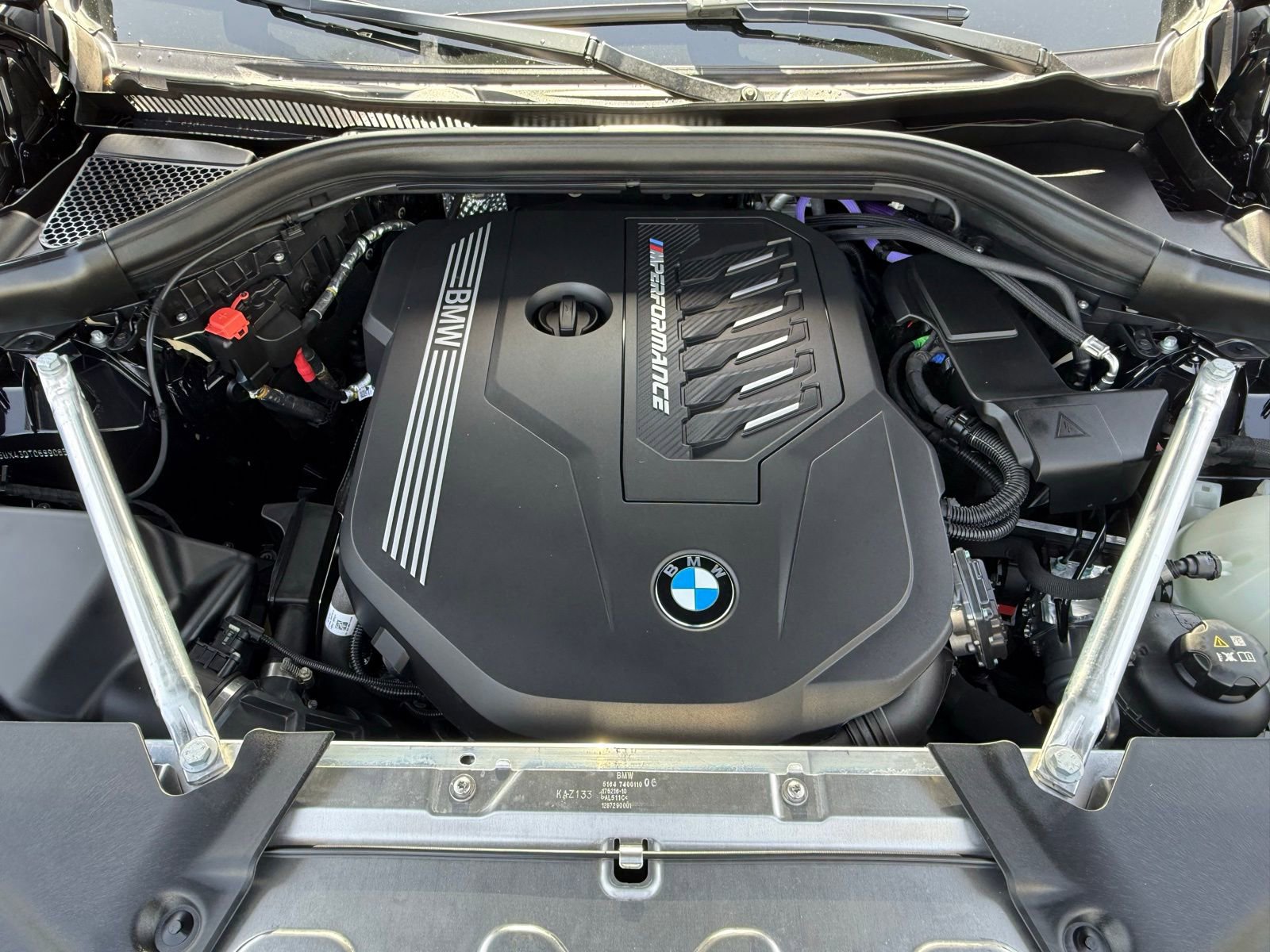 Used 2025 BMW X4 M40i AWD/4WD image 35