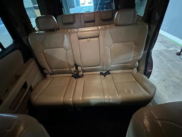 Used 2010 Honda Pilot Touring image 26