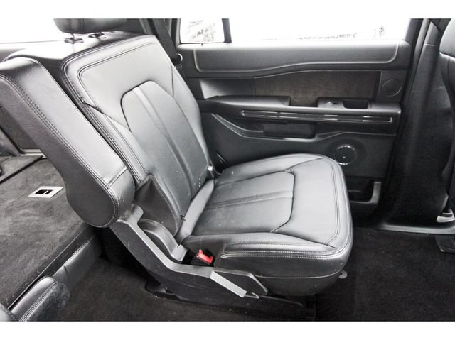 Used 2018 Ford Expedition Limited w/ Equipment Group 301A RWD image 10
