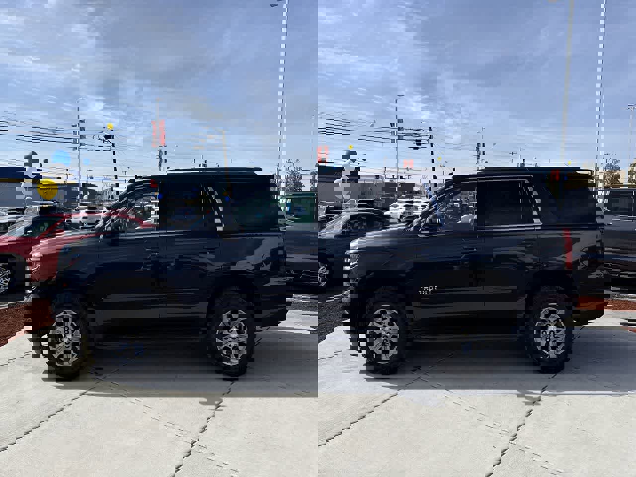 Used 2020 Chevrolet Tahoe LS w/ Max Trailering Package AWD/4WD image 2