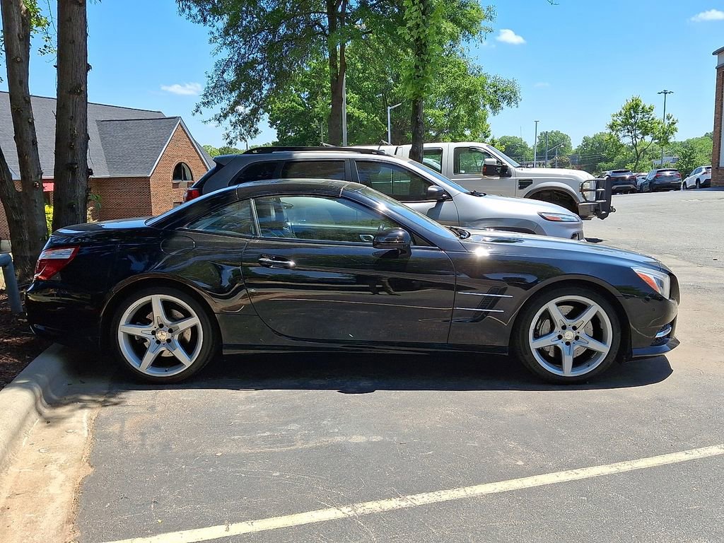Used 2015 Mercedes-Benz SL 400 image 8