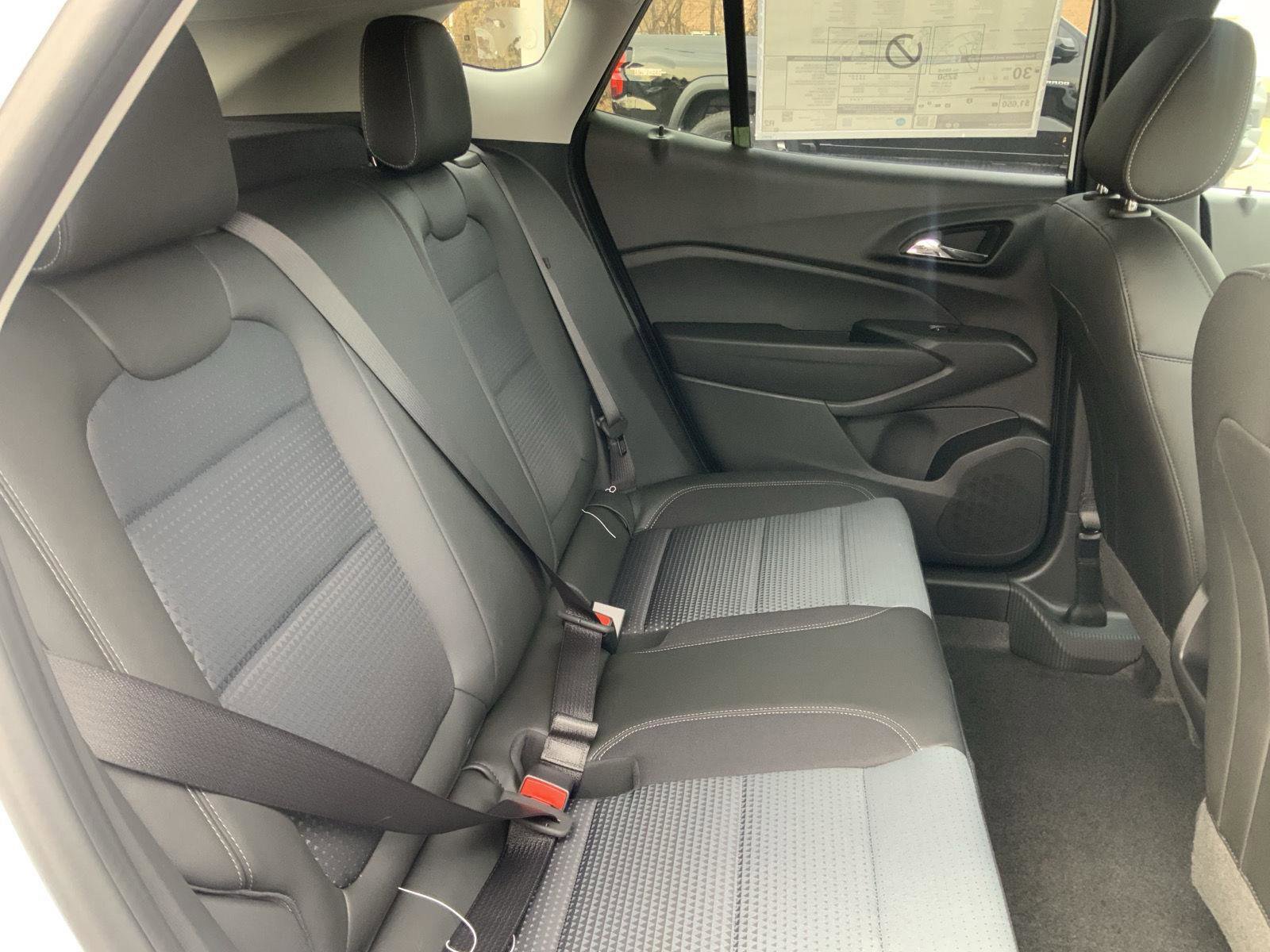 New 2026 Chevrolet Trax LT w/ Driver Confidence Package image 11