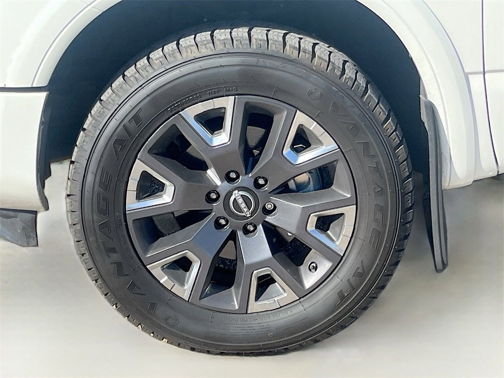 Used 2024 Nissan Titan Platinum Reserve w/ Moonroof Package image 33