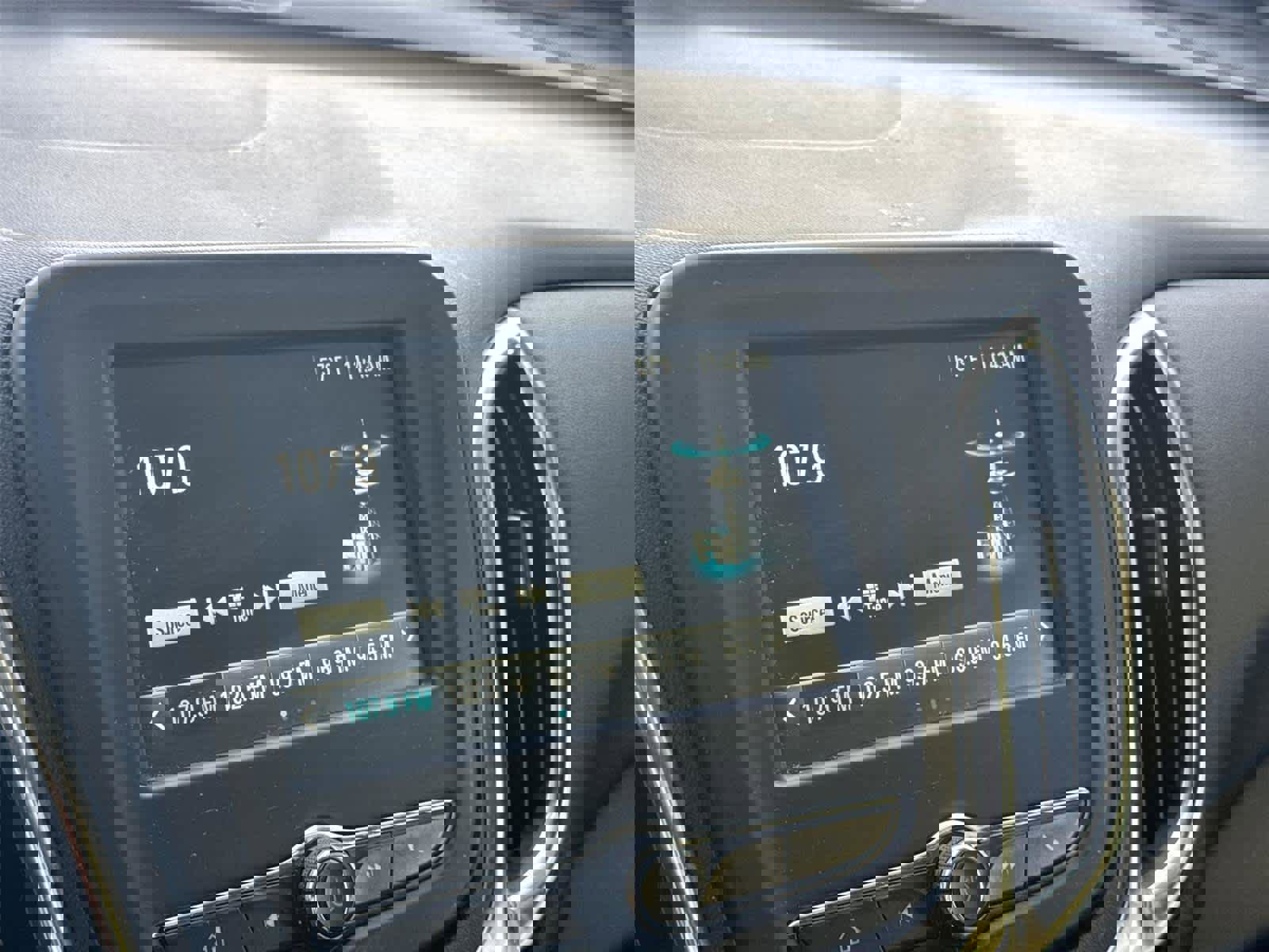 Used 2018 Chevrolet Equinox LT image 18