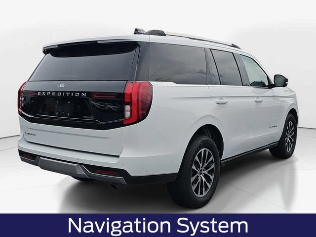 Certified 2025 Ford Expedition Platinum AWD/4WD image 4