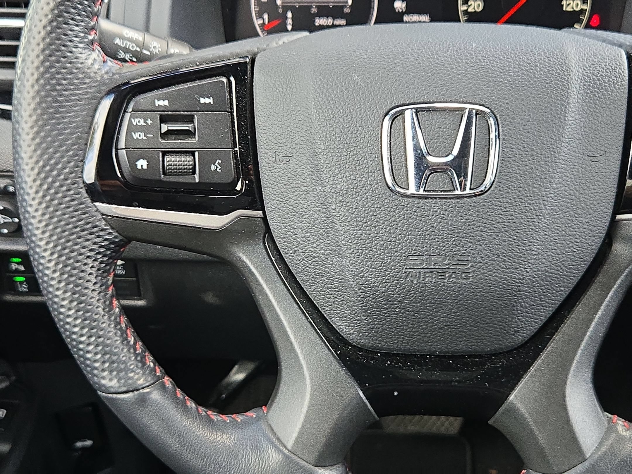 Used 2024 Honda Ridgeline Black Edition image 21