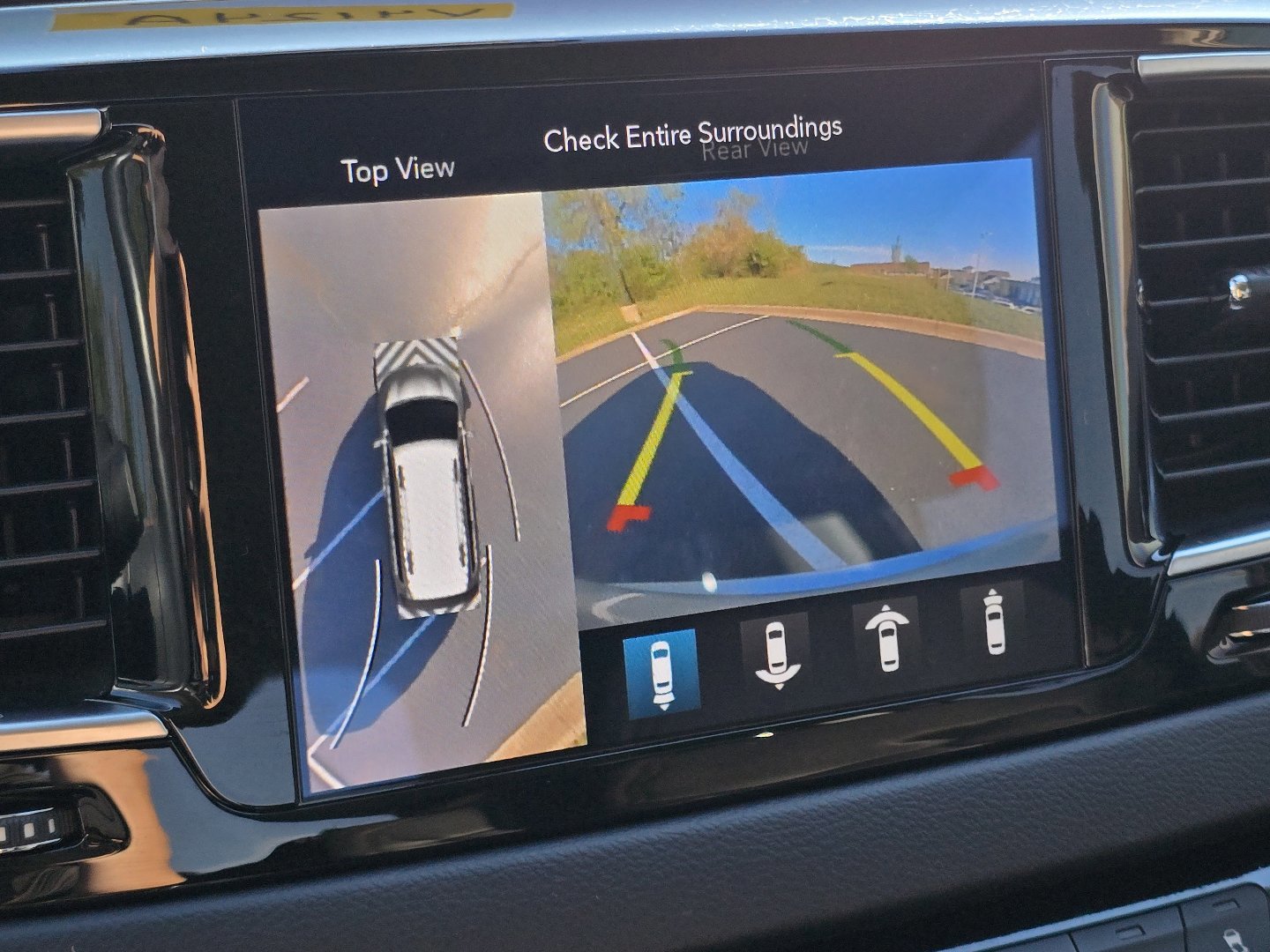 Used 2019 Chrysler Pacifica Touring-L Plus w/ Advanced Safetytec Group video 4