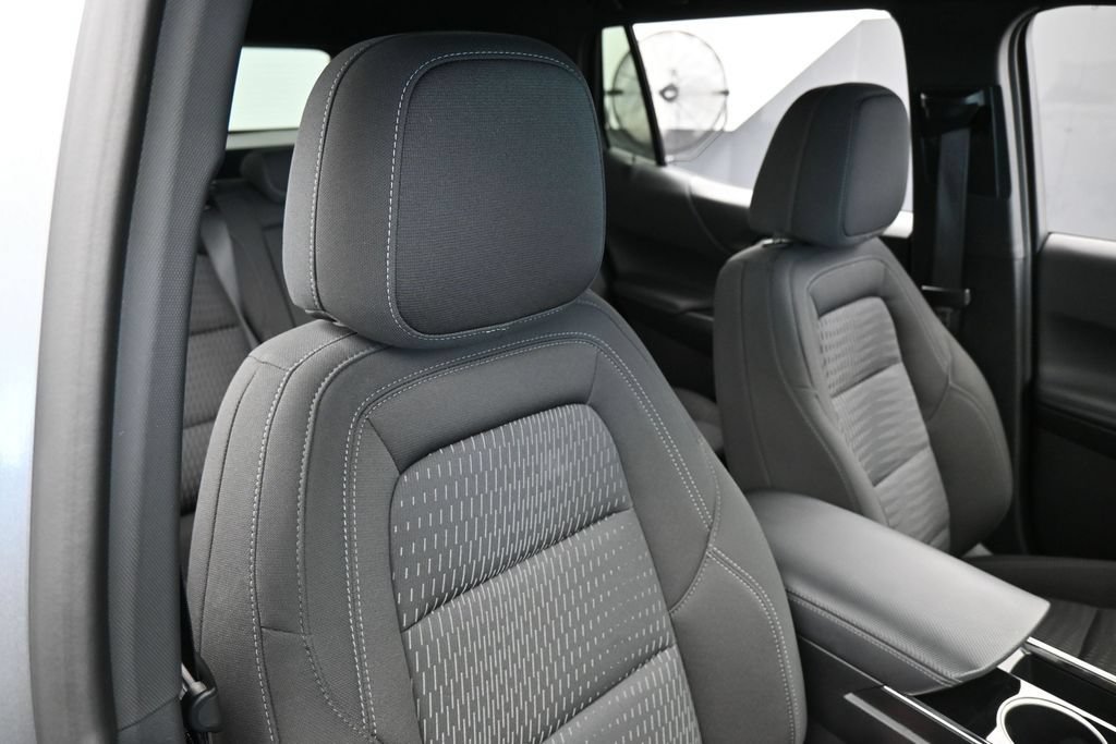 Used 2026 Chevrolet Equinox LT FWD image 40