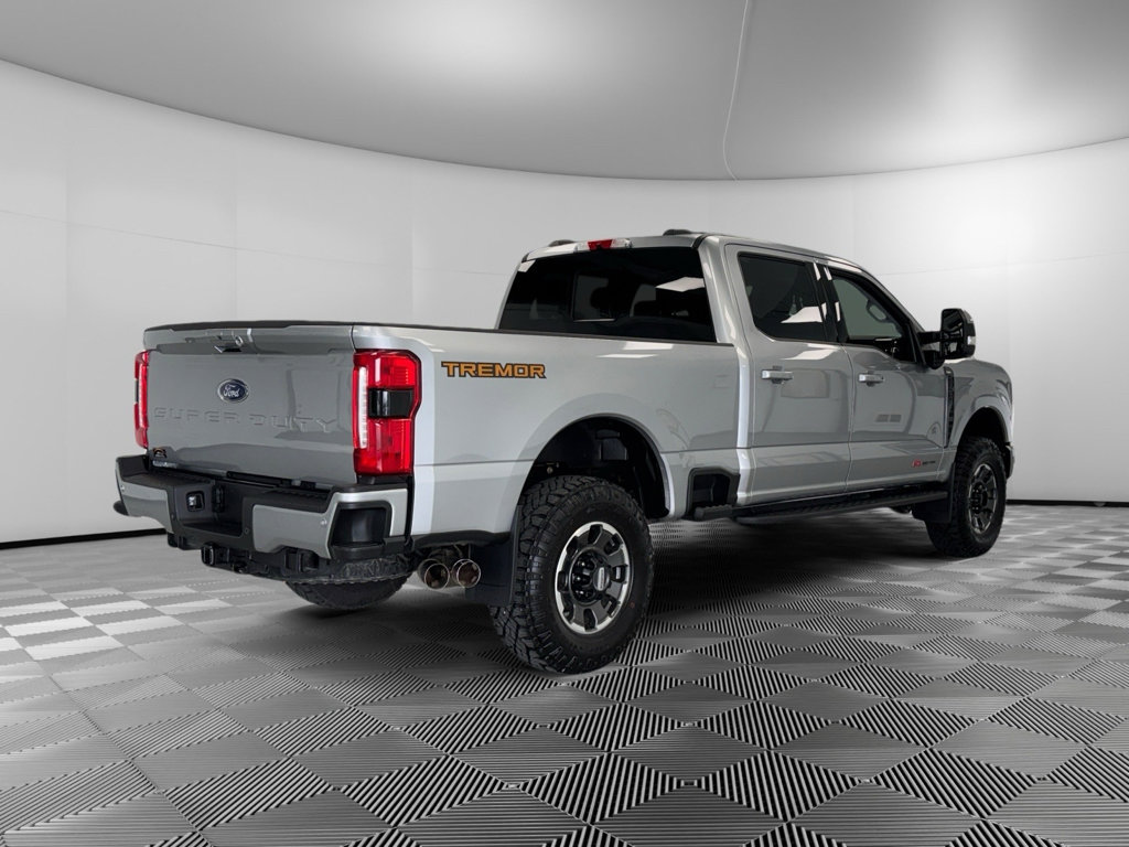 Used 2023 Ford F250 Lariat w/ Lariat Ultimate Package AWD/4WD image 8