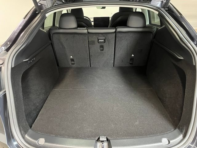 Used 2024 Tesla Model Y Long Range RWD image 14