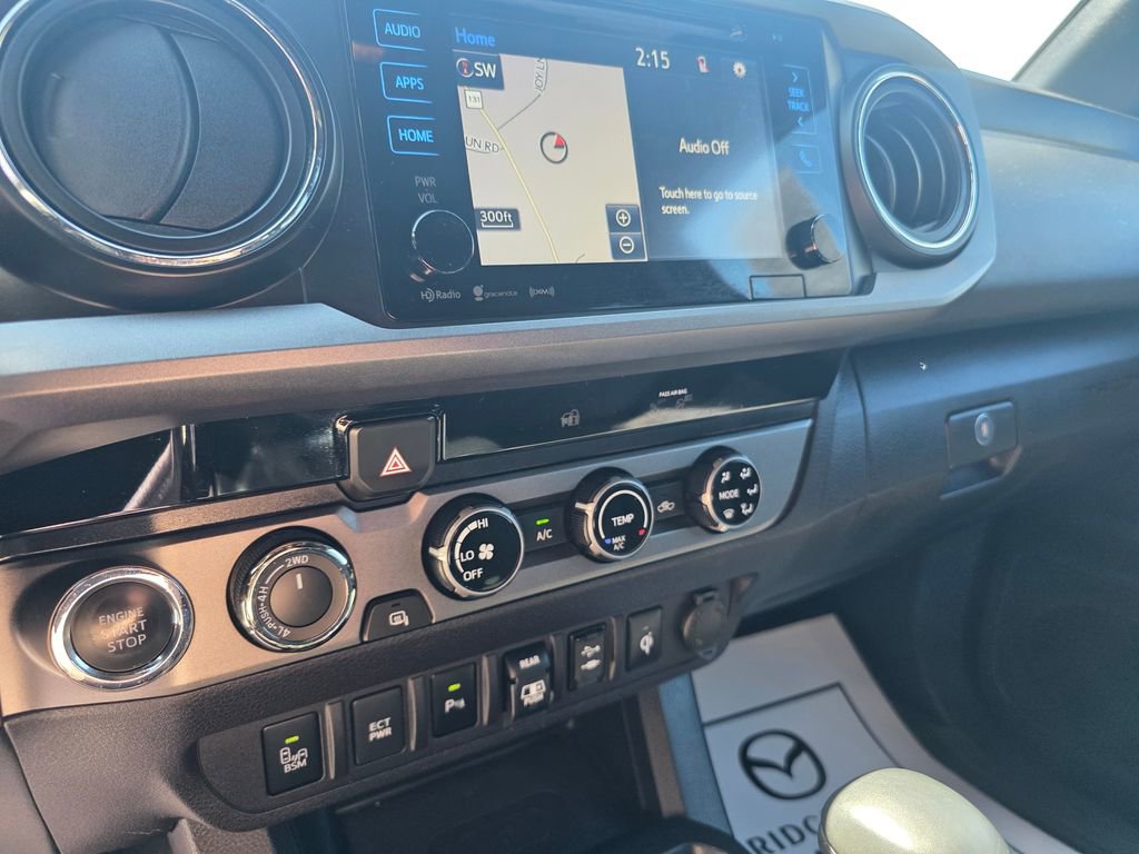 Used 2018 Toyota Tacoma TRD Sport w/ Technology Package image 19