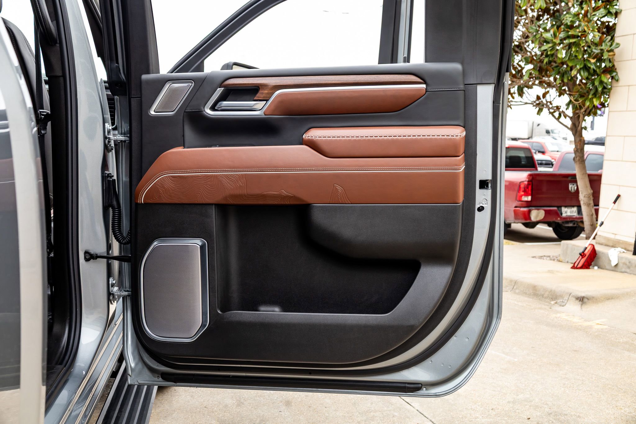 Used 2026 GMC Sierra 2500 Denali Ultimate image 39