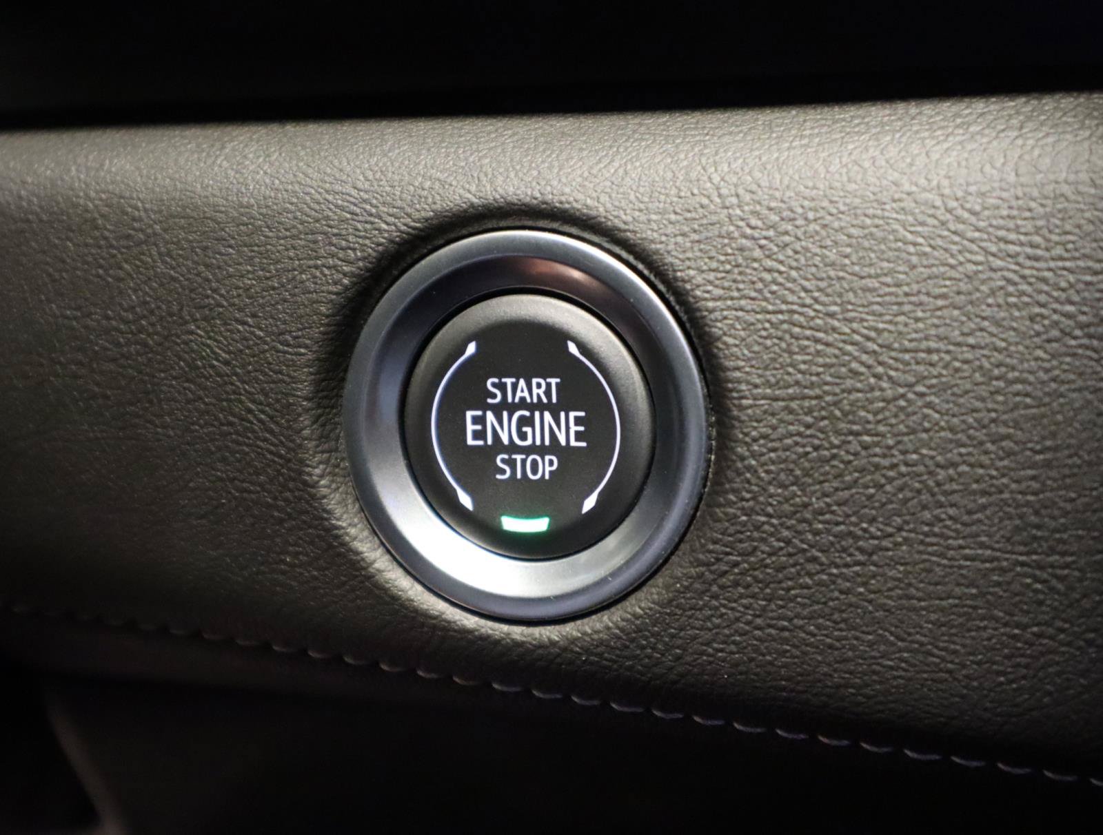 Used 2024 Cadillac Escalade Premium Luxury AWD/4WD image 37