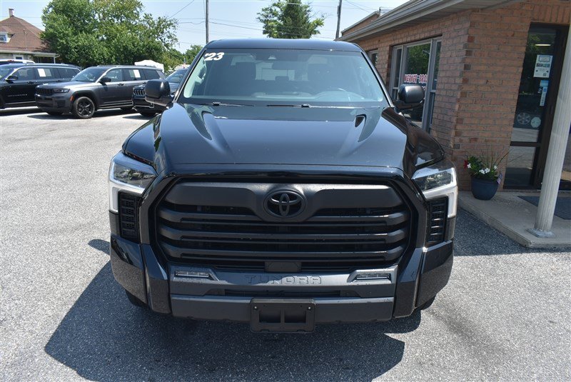 Used 2023 Toyota Tundra SR5 w/ SR5 Convenience Package AWD/4WD image 10