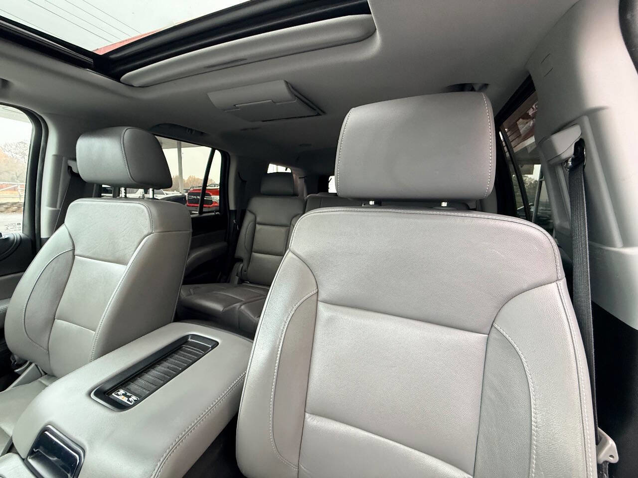 Used 2017 Chevrolet Tahoe LT w/ LT Signature Package image 29