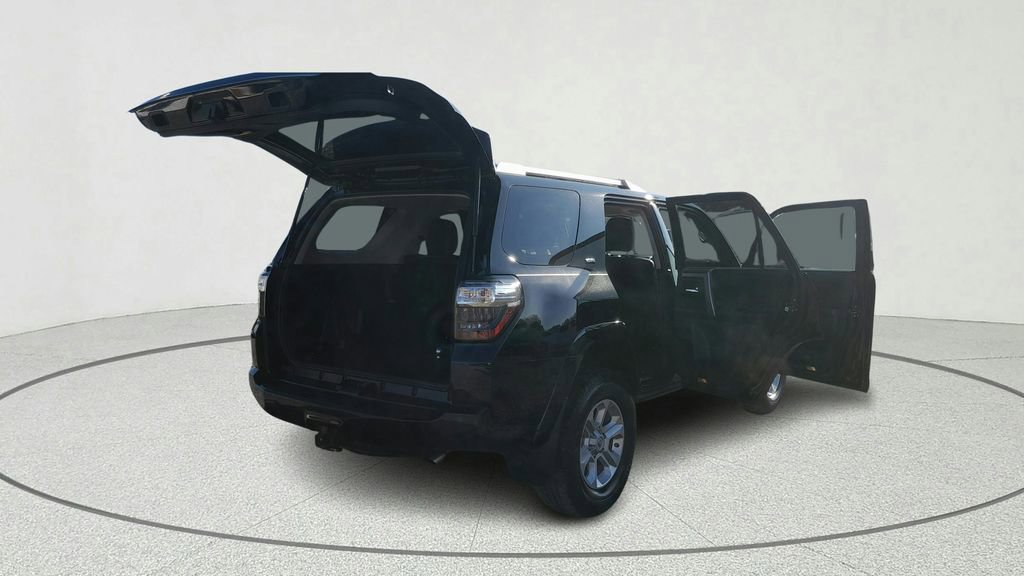 Used 2017 Toyota 4Runner SR5 Premium image 13