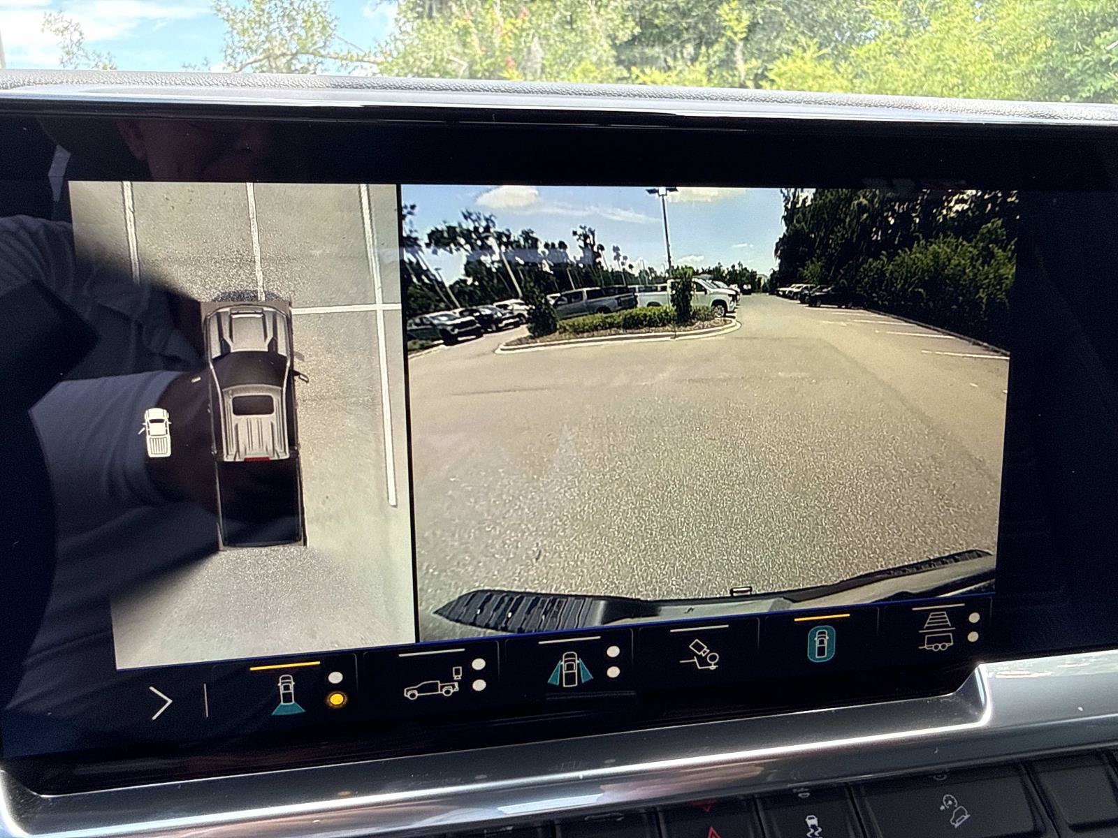 New 2026 Chevrolet Silverado 2500 LTZ w/ LTZ Plus Package AWD/4WD image 27