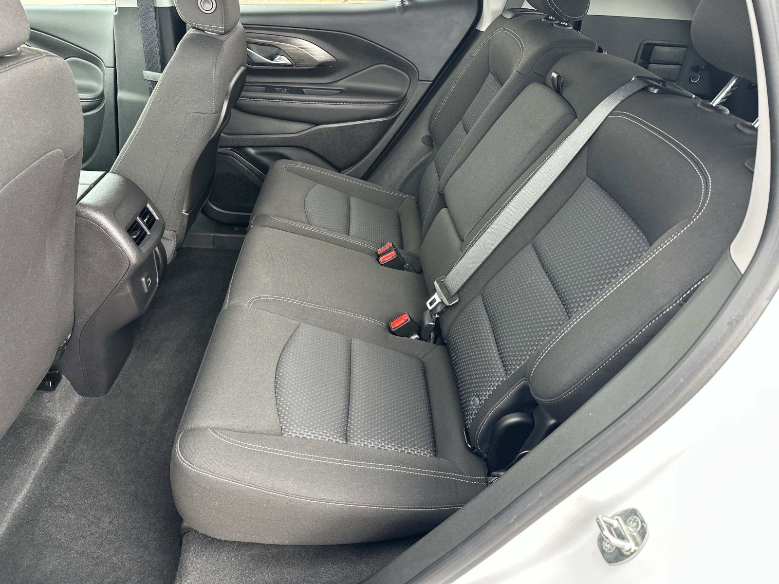 Certified 2024 GMC Terrain SLE w/ Driver Convenience Package FWD image 11