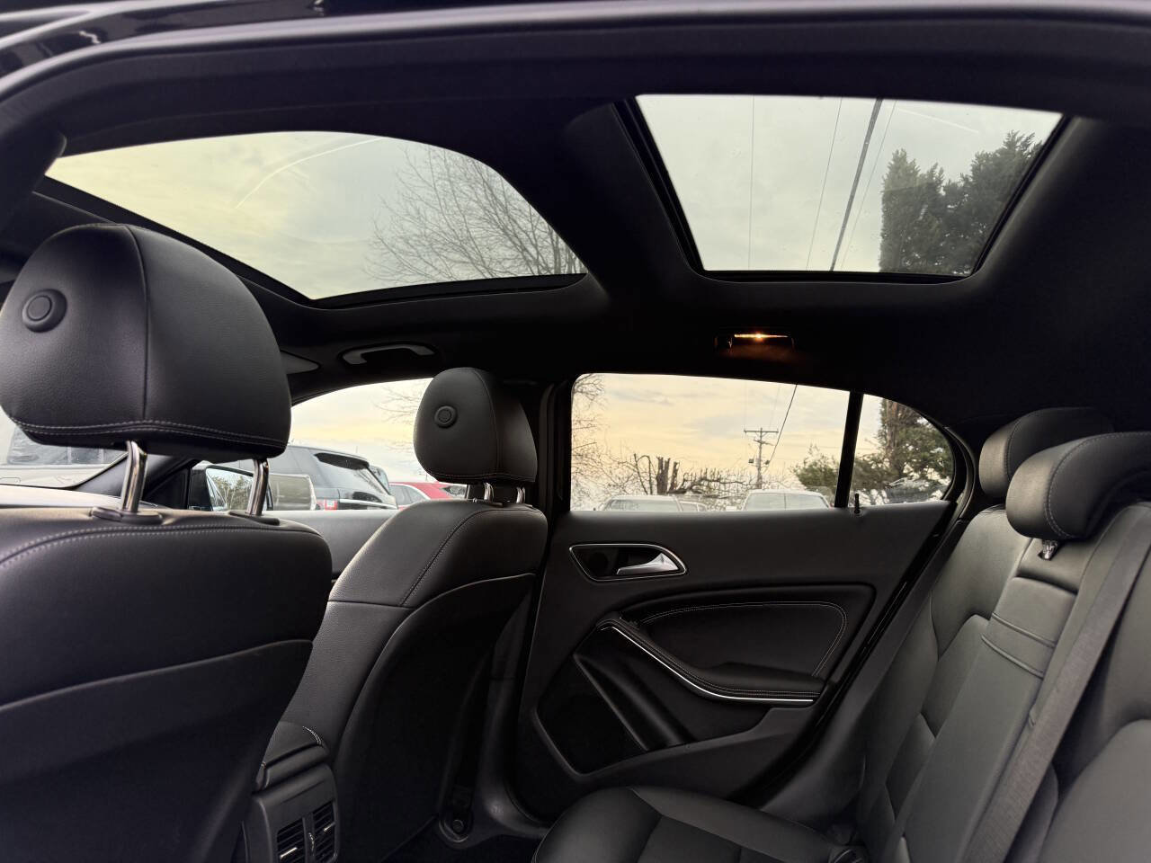 Used 2020 Mercedes-Benz GLA 250 4MATIC image 22