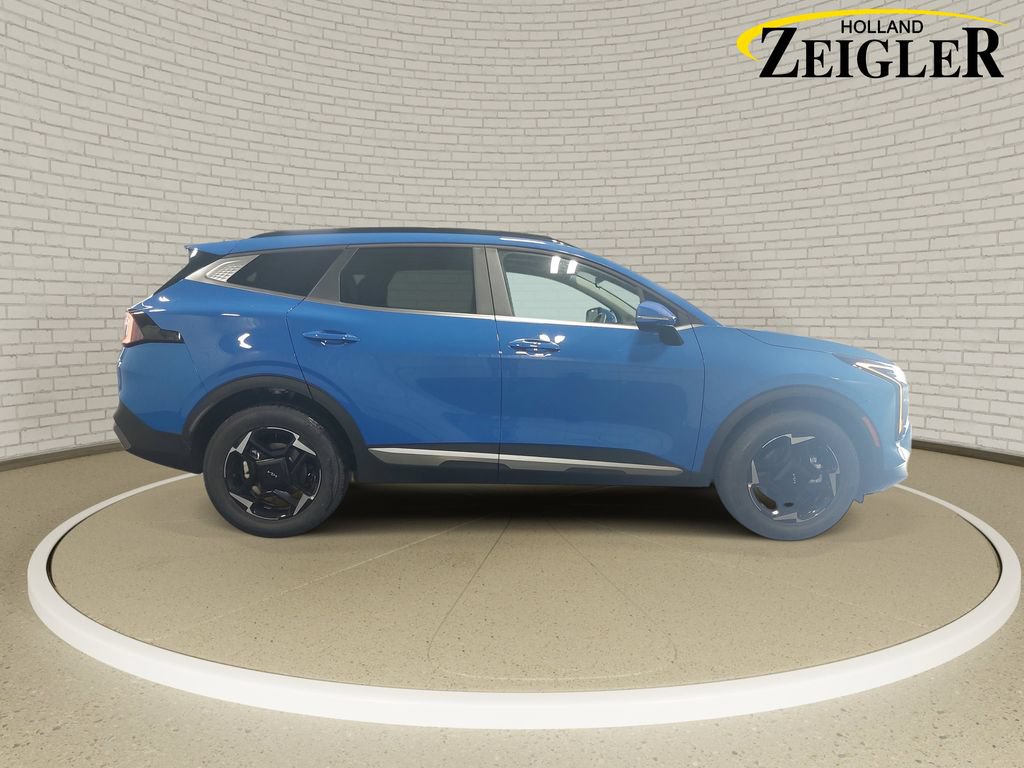 New 2026 Kia Sportage EX AWD/4WD image 4