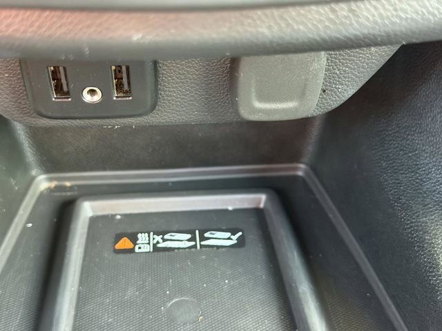 Used 2023 Chevrolet Traverse LT AWD/4WD image 29