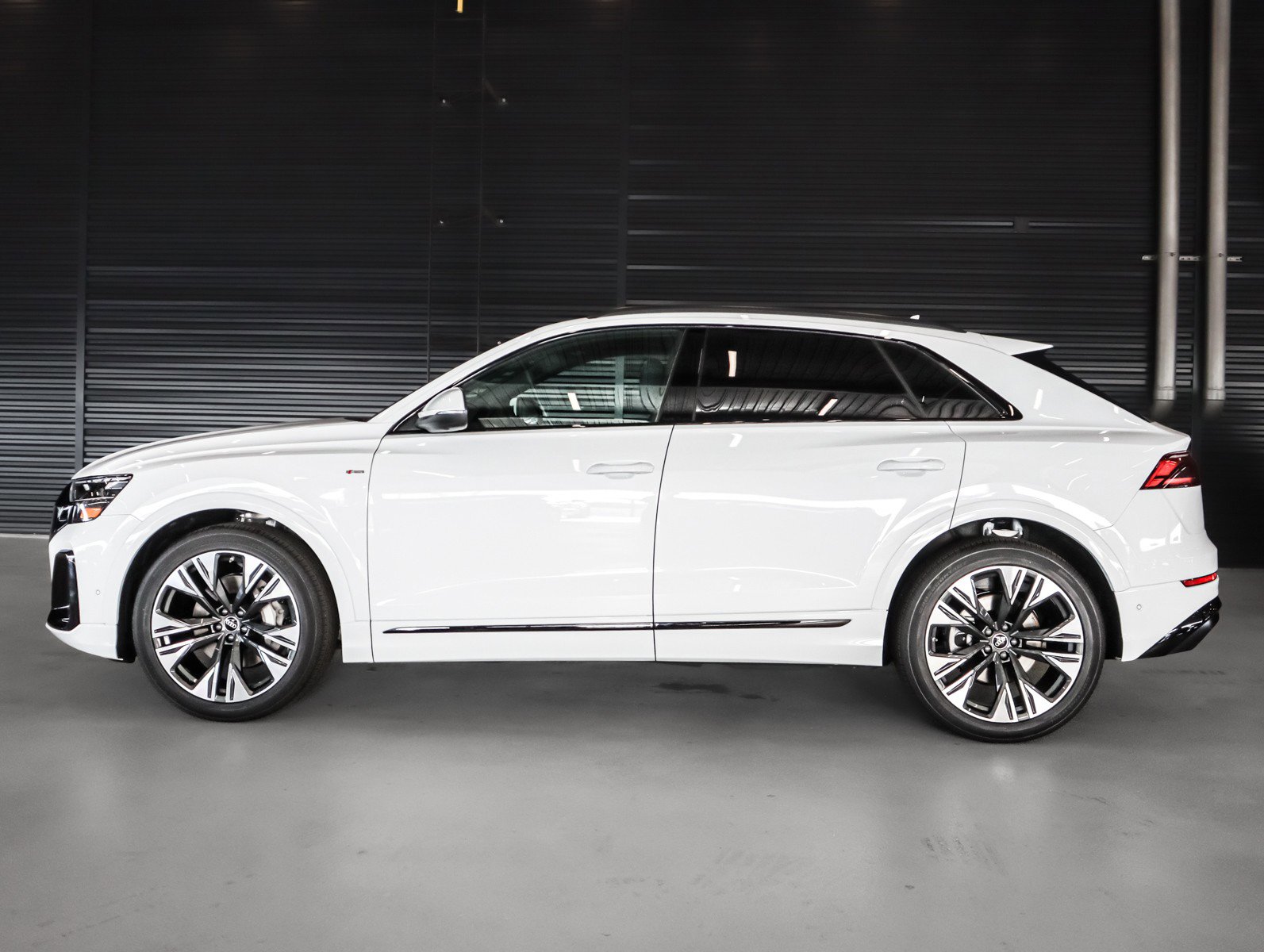 New 2026 Audi Q8 Premium Plus image 12