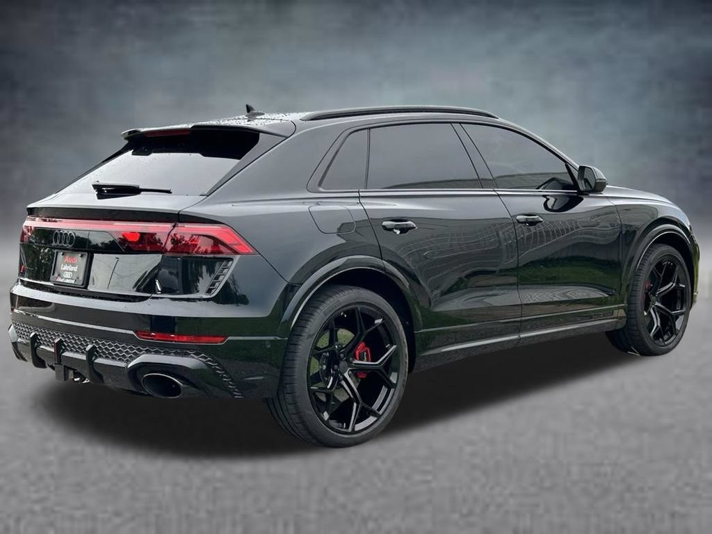 Used 2026 Audi RS Q8 performance AWD/4WD image 5