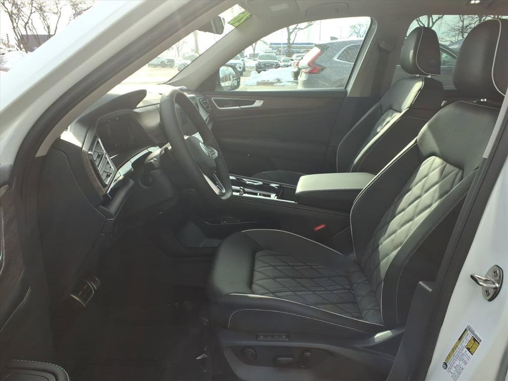 New 2026 Volkswagen Atlas SEL Premium R-Line image 16