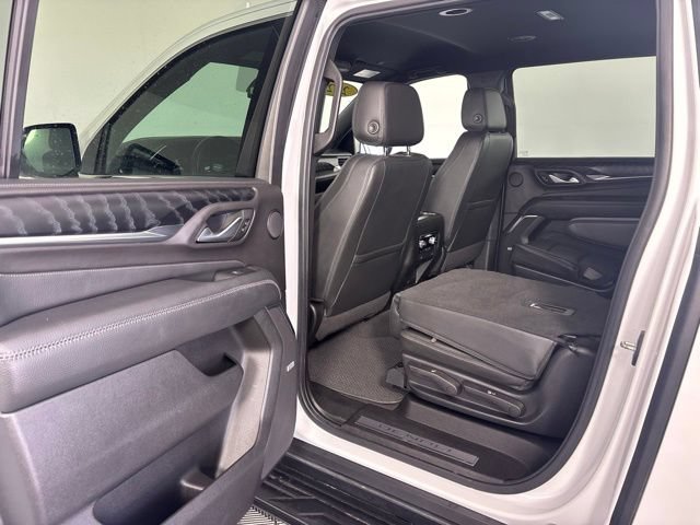 Used 2022 GMC Yukon XL Denali AWD/4WD image 19