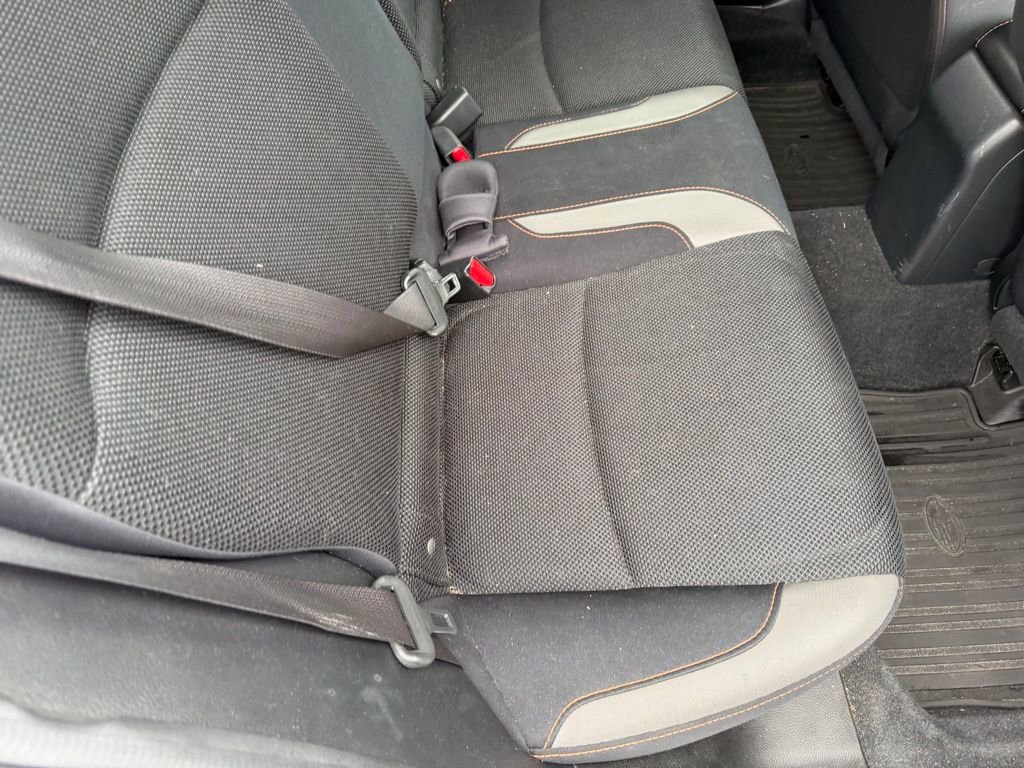 Used 2017 Subaru Crosstrek 2.0i Premium AWD/4WD image 19