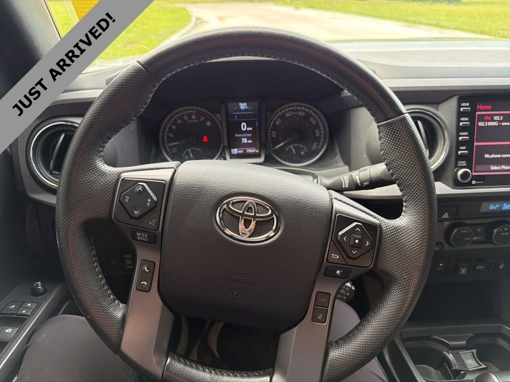 Used 2022 Toyota Tacoma TRD Off-Road w/ Technology Package AWD/4WD image 12