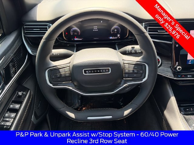 Used 2022 Jeep Wagoneer Series II w/ Convenience Group I AWD/4WD image 15