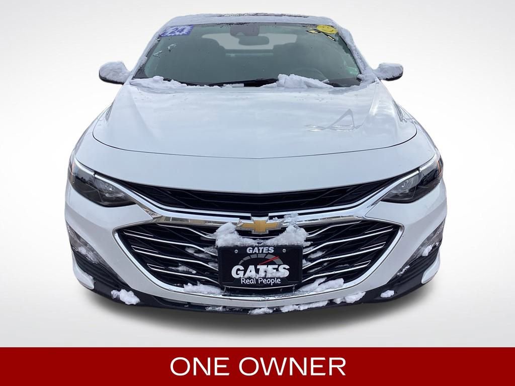 Used 2024 Chevrolet Malibu LT image 3