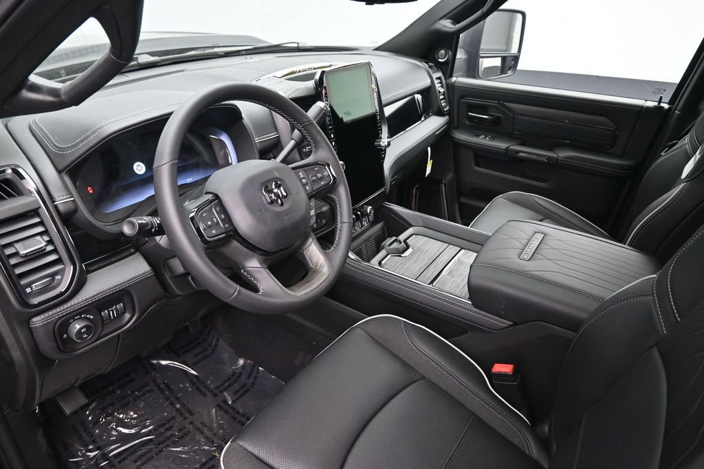 New 2026 RAM 3500 Limited AWD/4WD image 18