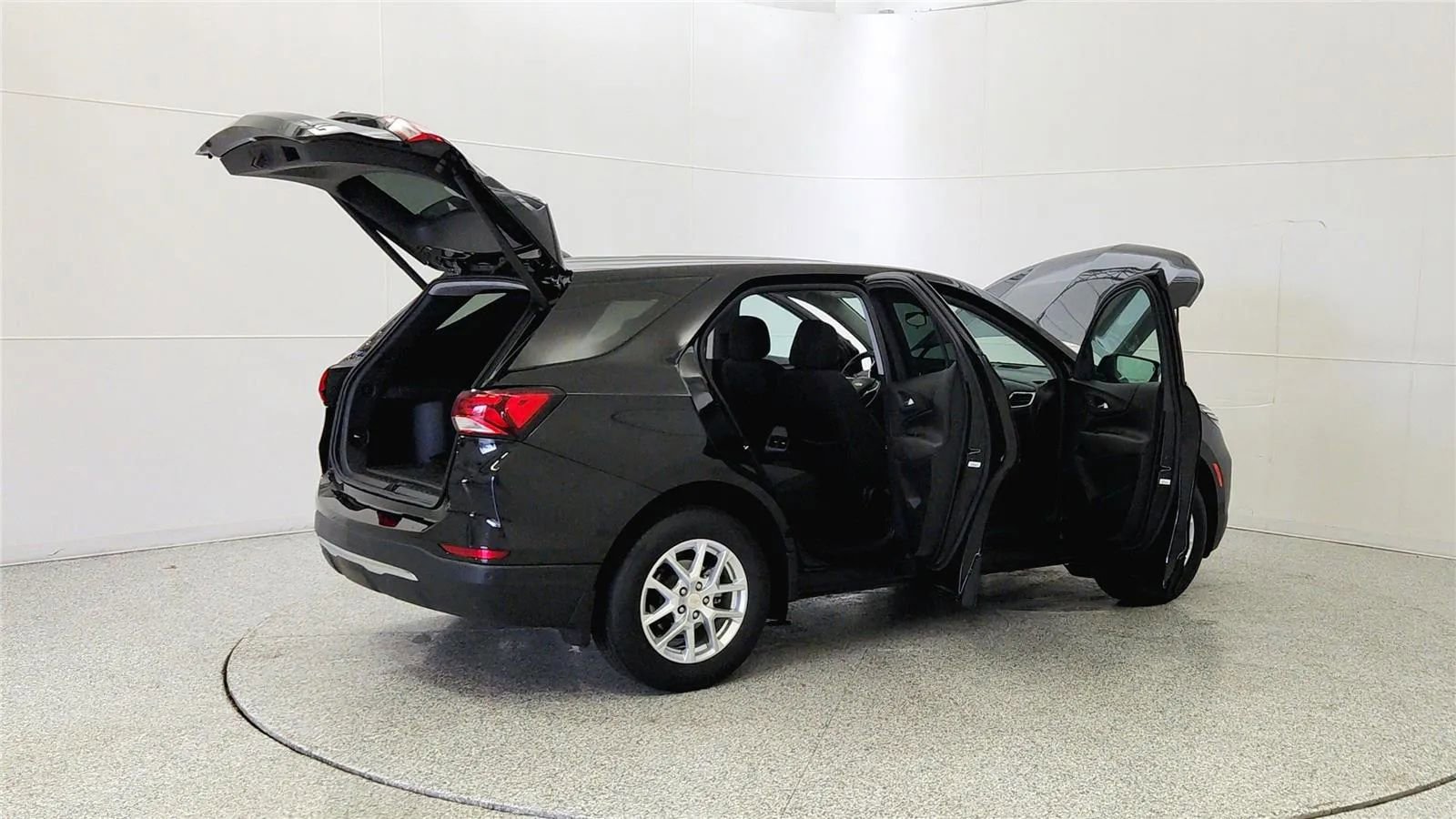 Used 2023 Chevrolet Equinox LT AWD/4WD image 12