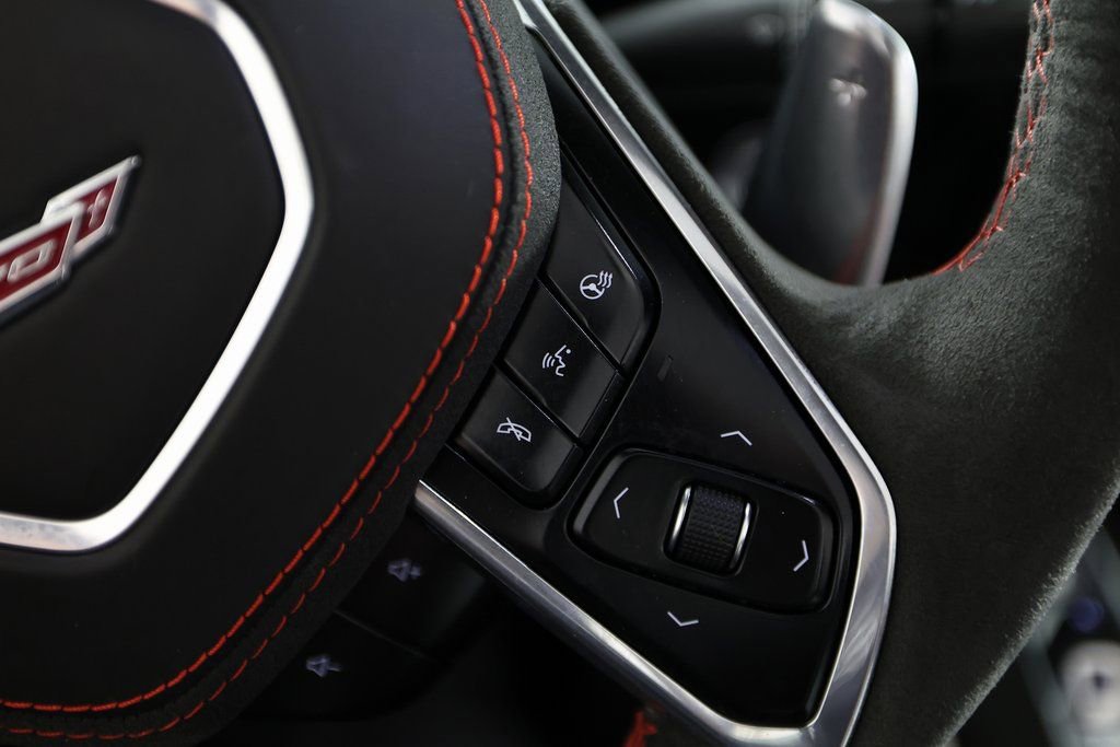 Used 2023 Chevrolet Corvette Stingray Premium Conv w/ Z51 Performance Package image 22