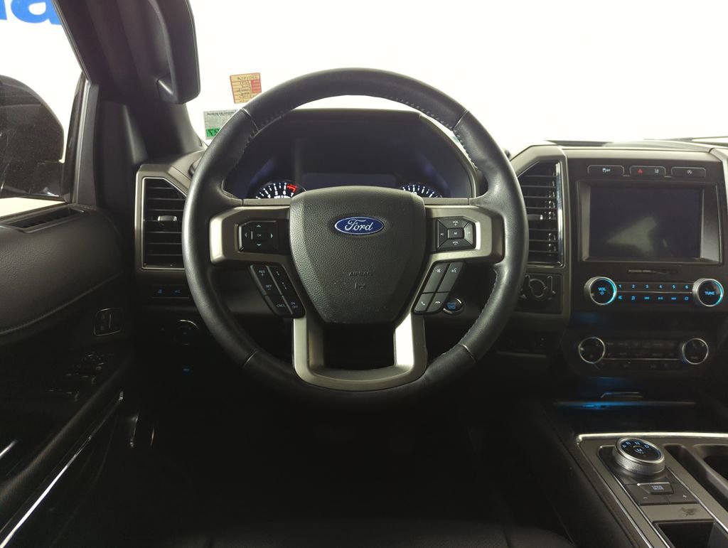 Used 2021 Ford Expedition XLT image 11