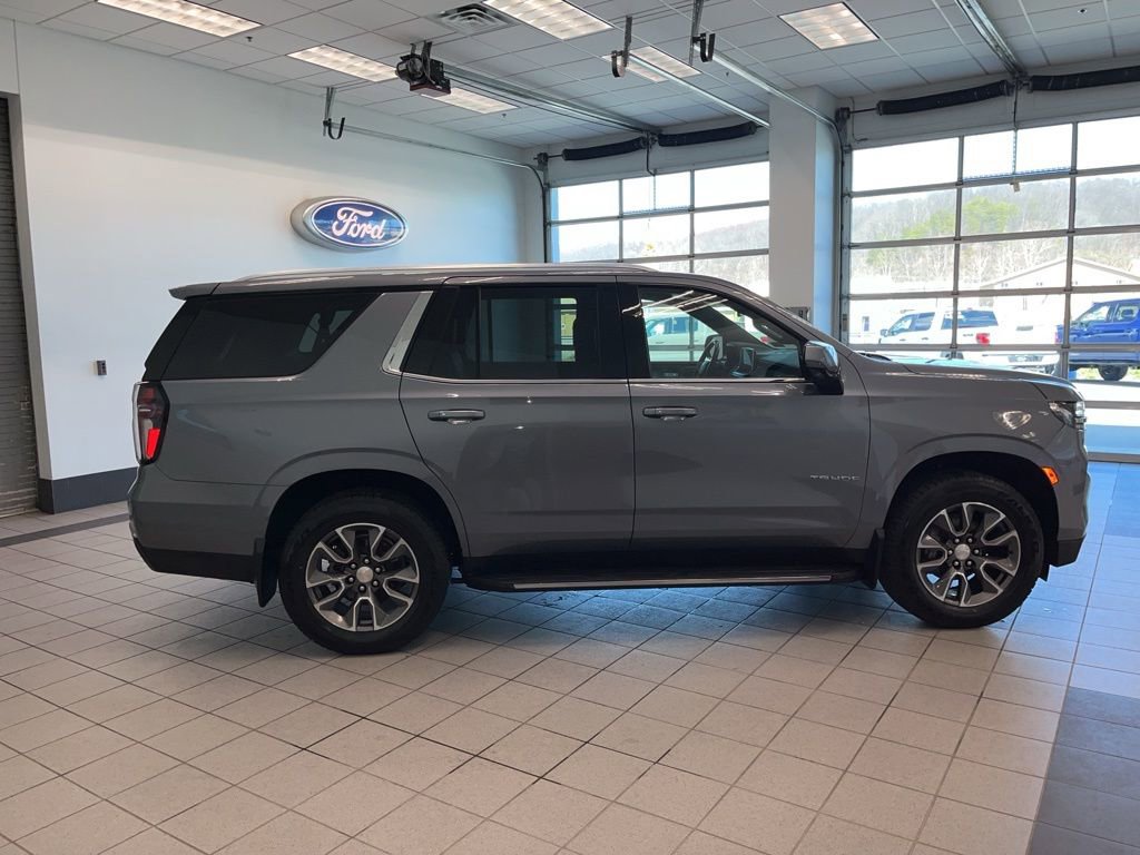 Used 2022 Chevrolet Tahoe LT w/ Luxury Package AWD/4WD image 26