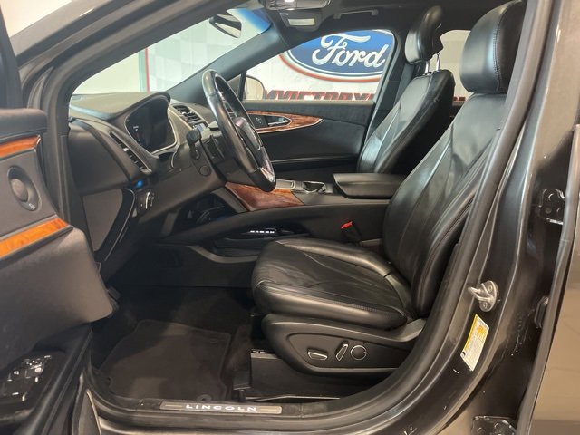 Used 2019 Lincoln Nautilus Reserve image 10